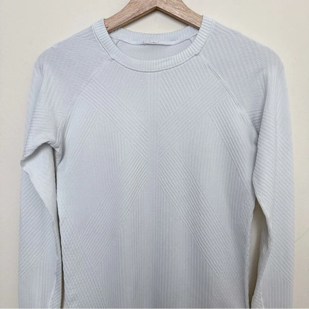 Lululemon Womens 6 Rest Less Pullover